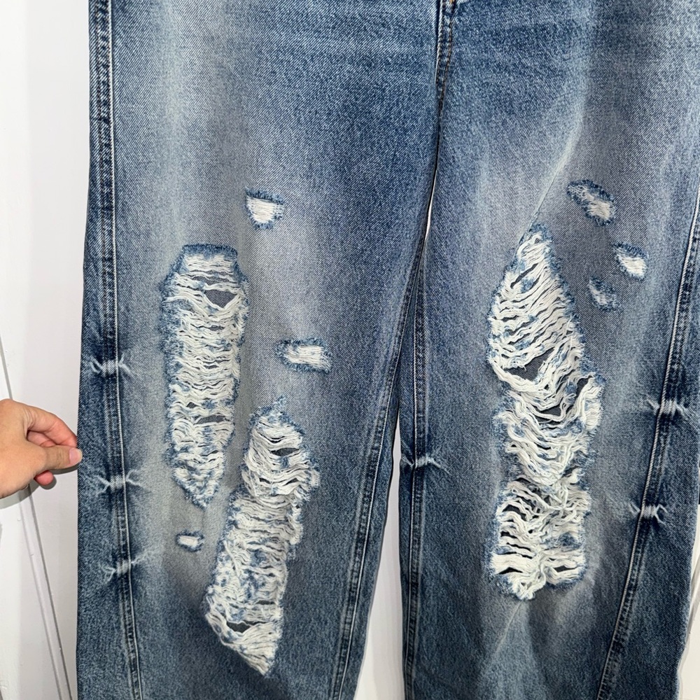 SER.O.YA Mountain Wide Leg Aspen Low Rise Jean in
Sorrentino Size 29 NWT - Picture 8 of 12